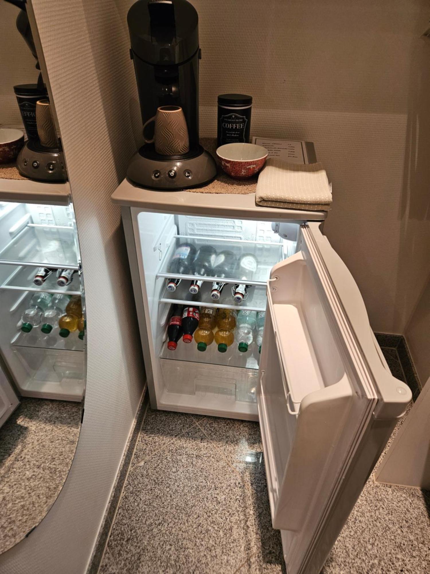 Standardzimmer Nahe Messe Und Airport Ντίσελντορφ Εξωτερικό φωτογραφία